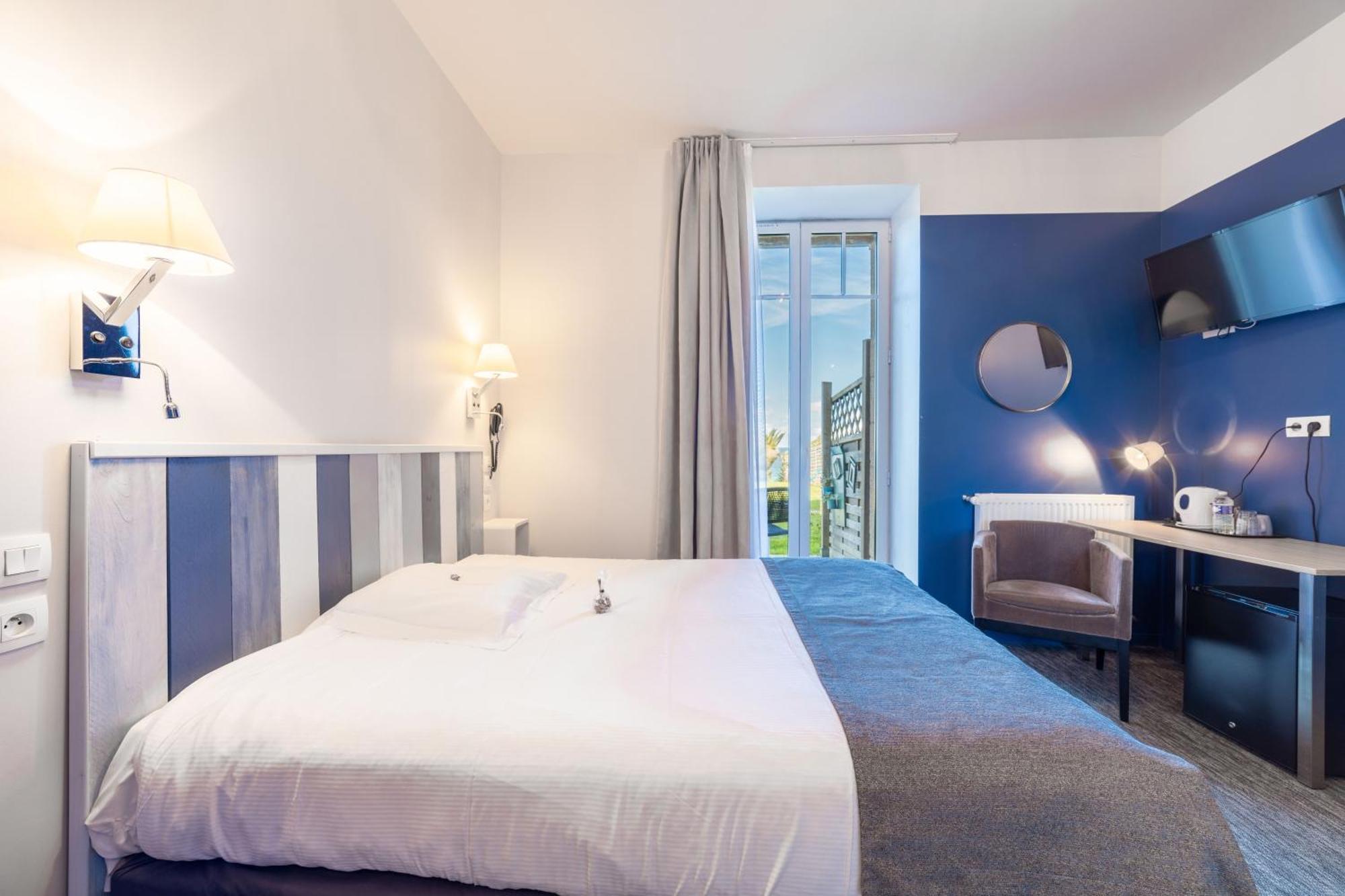Logis Hotel Ker Mor Perros-Guirec Exterior foto