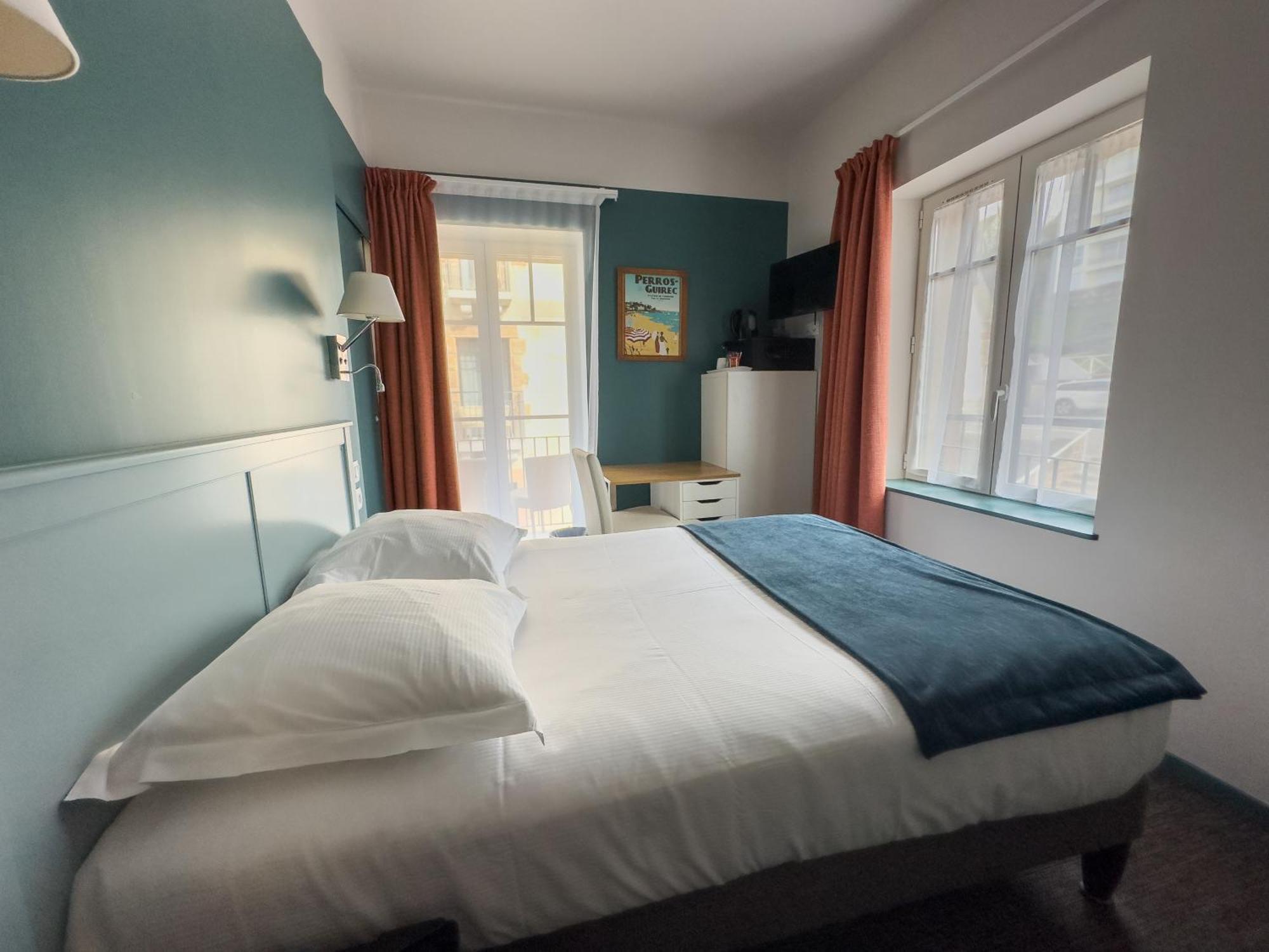 Logis Hotel Ker Mor Perros-Guirec Exterior foto