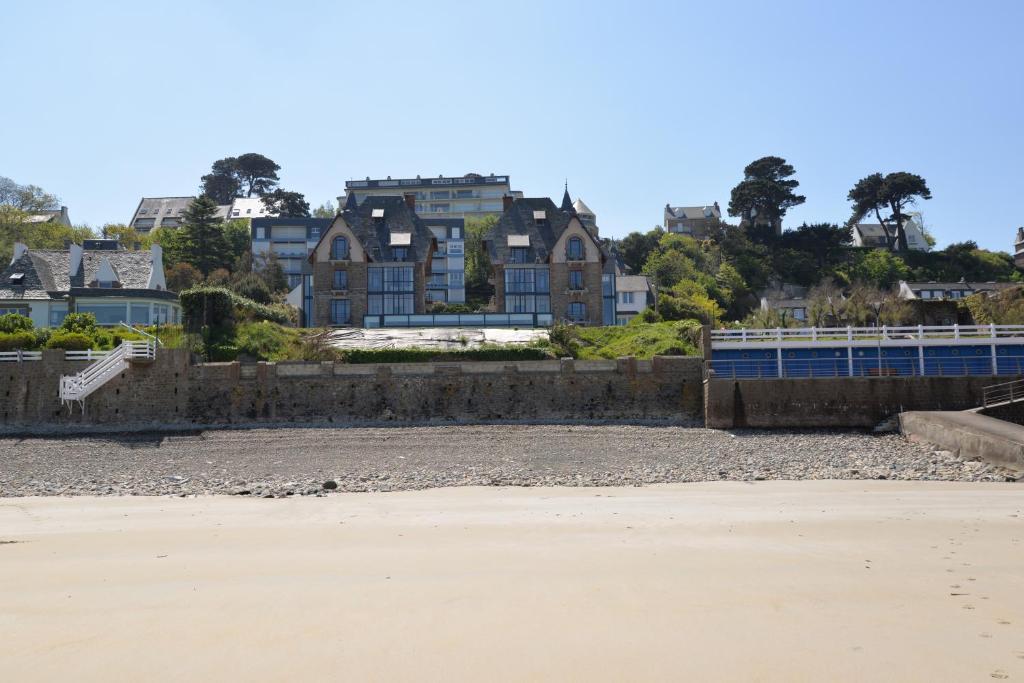 Logis Hotel Ker Mor Perros-Guirec Exterior foto